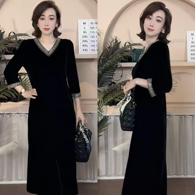 连衣裙2025新款女春秋今年流行爆款轻奢高级感妈妈高档丝绒中长裙