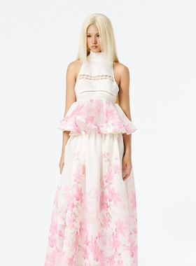 越南小众品牌ONONMM 2025年秋季新款轻盈粉白艺术樱花小立领套装