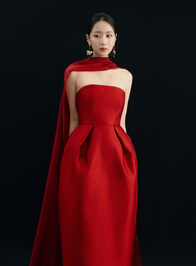 越南小众品牌DING DANG 2025年春季新款正红色气质高腰抹胸裙