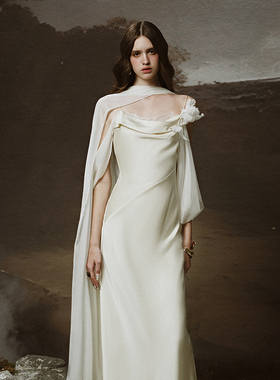 越南小众LINH PHUNG 2025年夏季新款法式细腻舒适贴身吊带裙