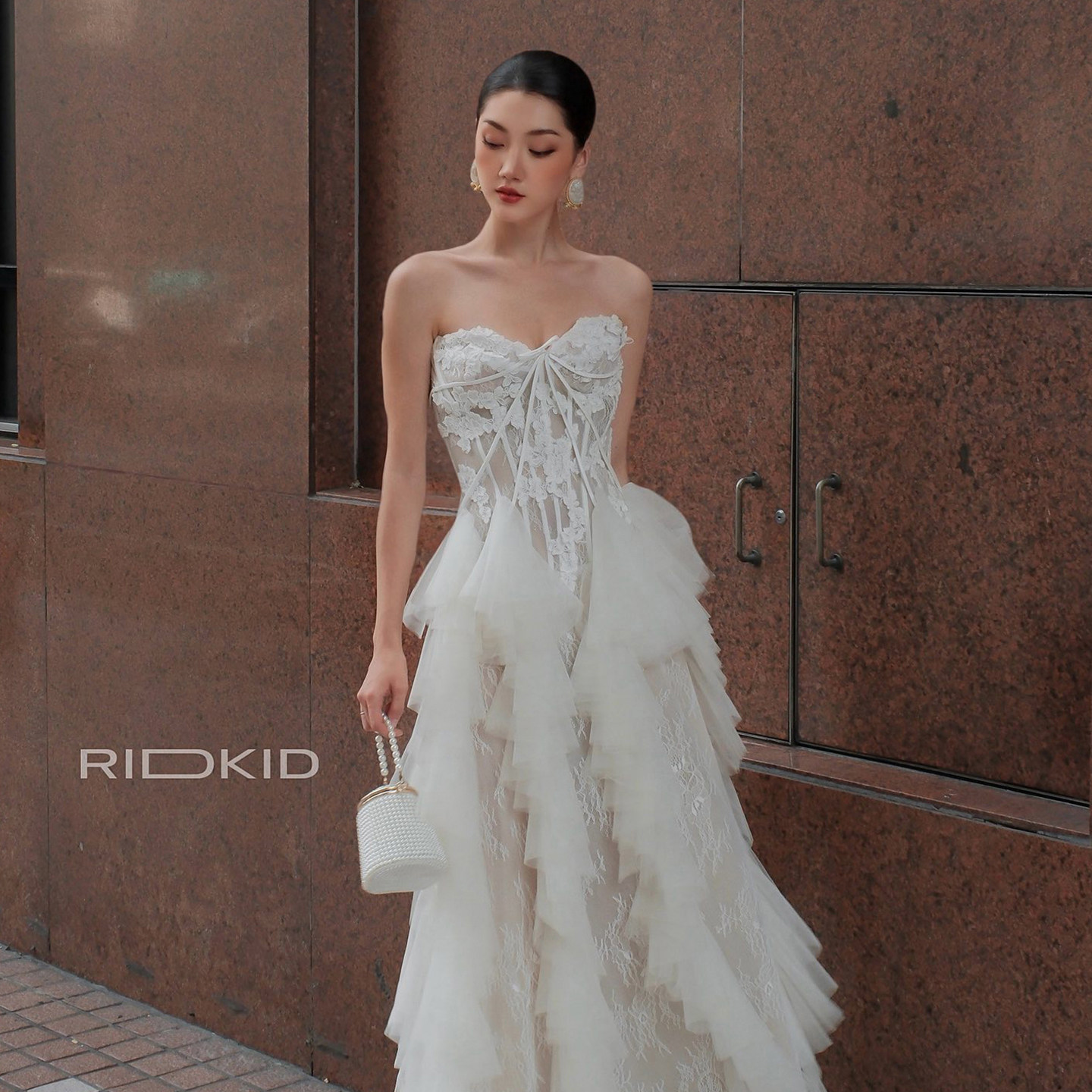 越南小众品牌RIDKID 2026年夏季新款立体鱼骨收腰礼服裙