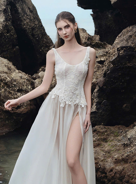 越南小众DARLING DIVA 2025年春季新款白色立体肌理感长裙