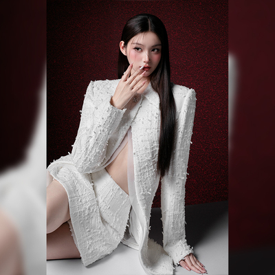 越南小众RAFFINE 2026年冬季新款莹白磨毛薄纱拼接气质套装裙