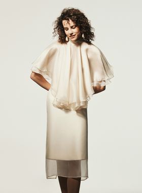 越南小众品牌HUONG 2025年冬季新款光面莹透日常套装裙