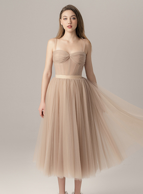 越南小众品牌ROSIE 2022冬季新款温柔卡其鱼骨收腰显瘦吊带网纱裙