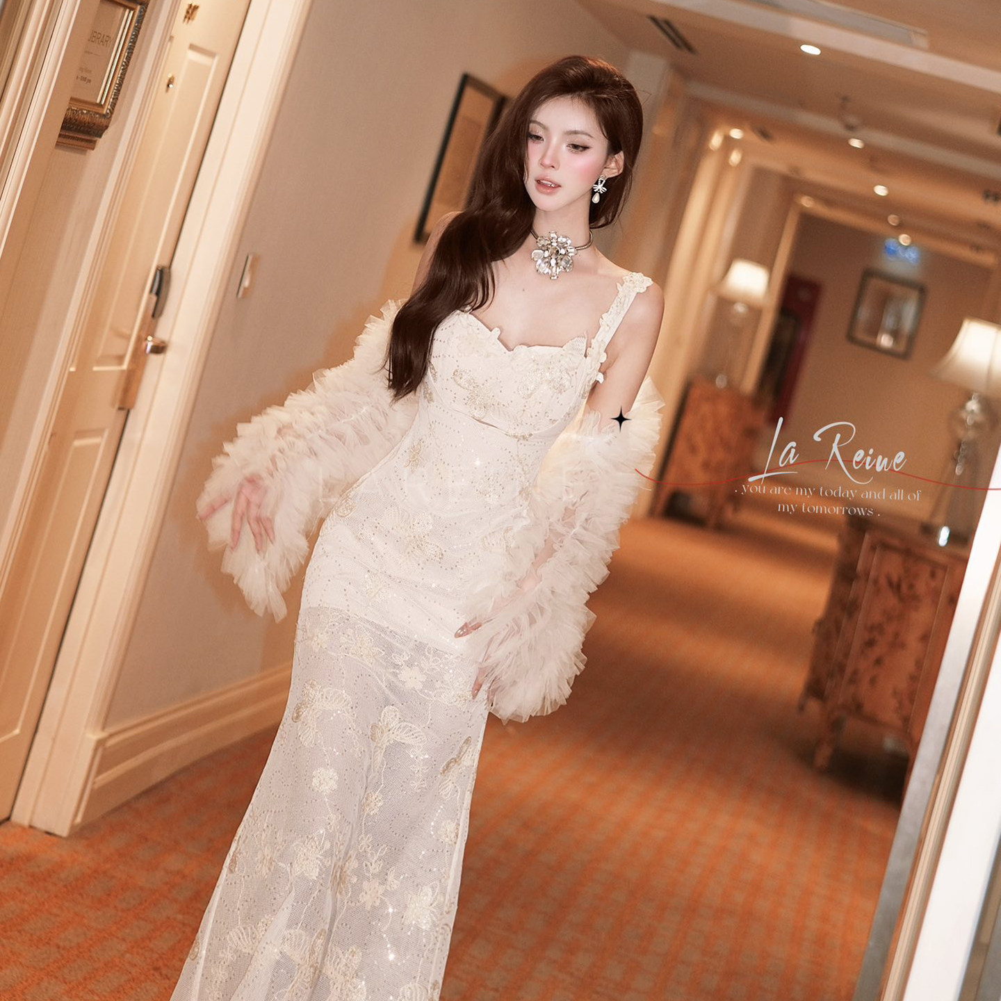 越南小众品牌LA REINE 2026年夏季新款温婉精致高腰线长裙