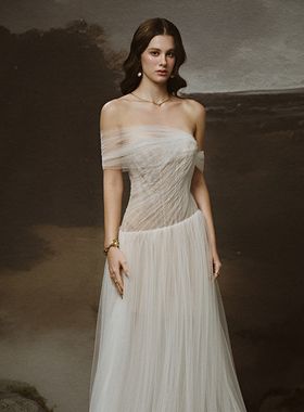 越南小众LINH PHUNG 2025年夏季新款白色气质薄纱修身抹胸裙