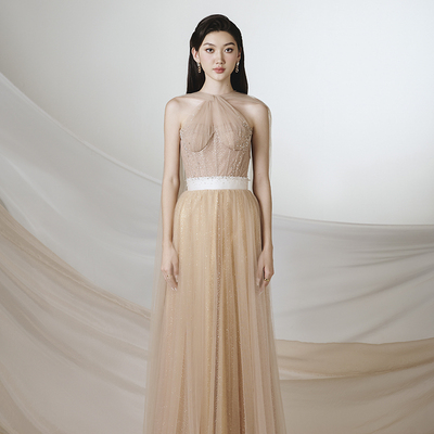 越南品牌JOSEPHINE 2026年春季新款温柔高级千金风杏色抹胸裙