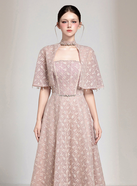 越南小众品牌CHOU PHAN 2025年秋季新款粉色水钻立体印花披肩裙