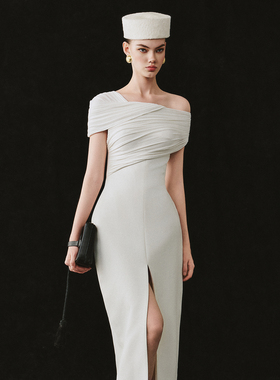 品牌授权 越南小众品牌CICI 2026年新春新款温润白色开衩露肩裙