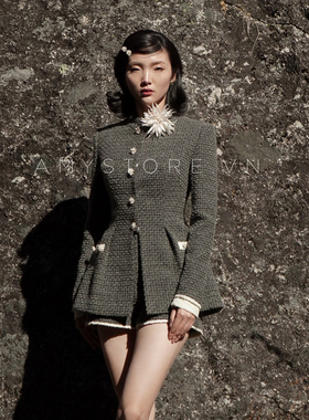 越南小众品牌AMY 2026年春季新款千金感灰色收腰套装