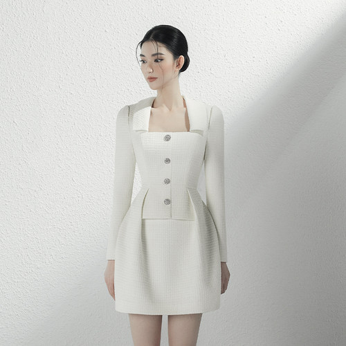 小方领长袖呢子小香风名媛