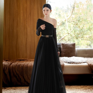 不规则露肩压褶弹力套装 越南小众DARLING 新款 2024秋季 裙 DIVA