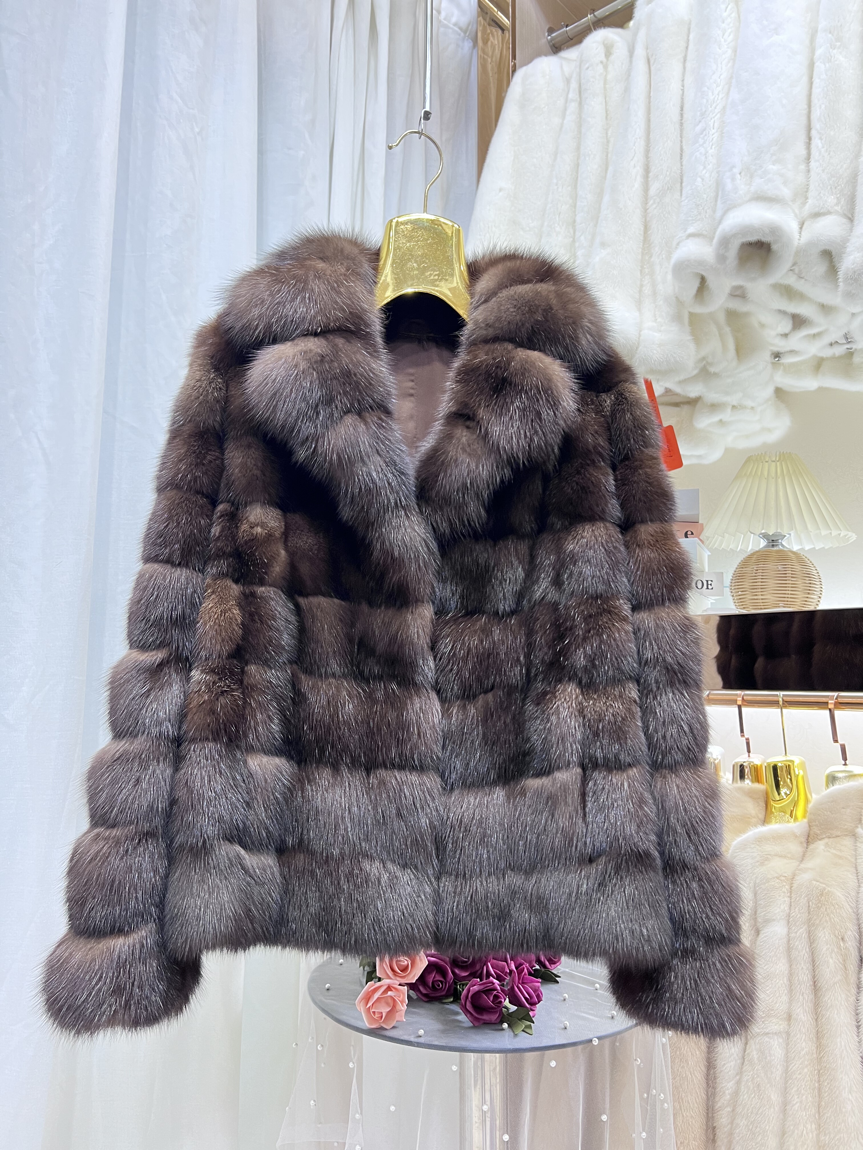 俄罗斯进口紫貂大衣女西装领横排短款气质显瘦貂皮皮草外套