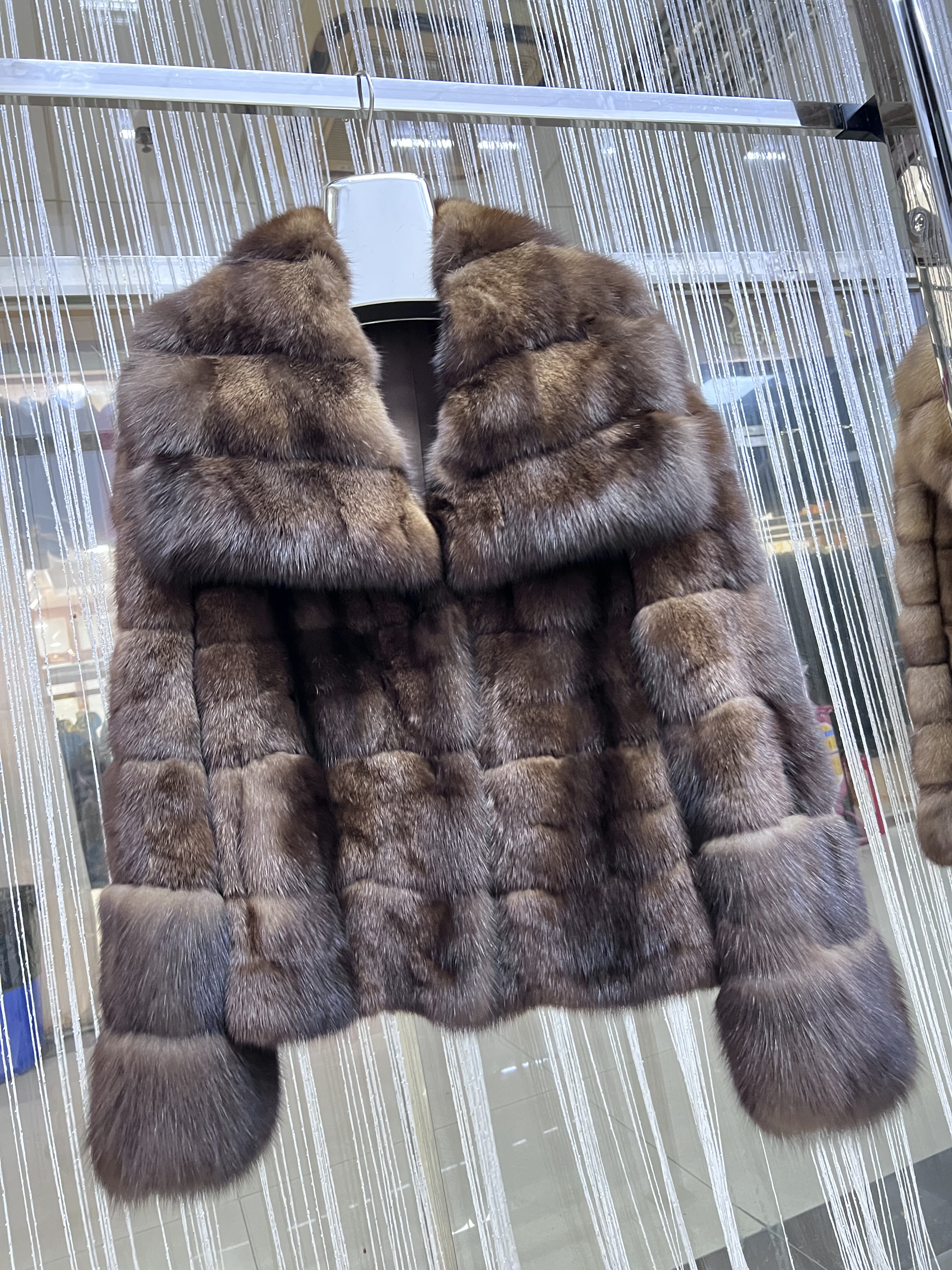 2025新款俄罗斯紫貂皮草 天使之翼短款横排貂皮外套