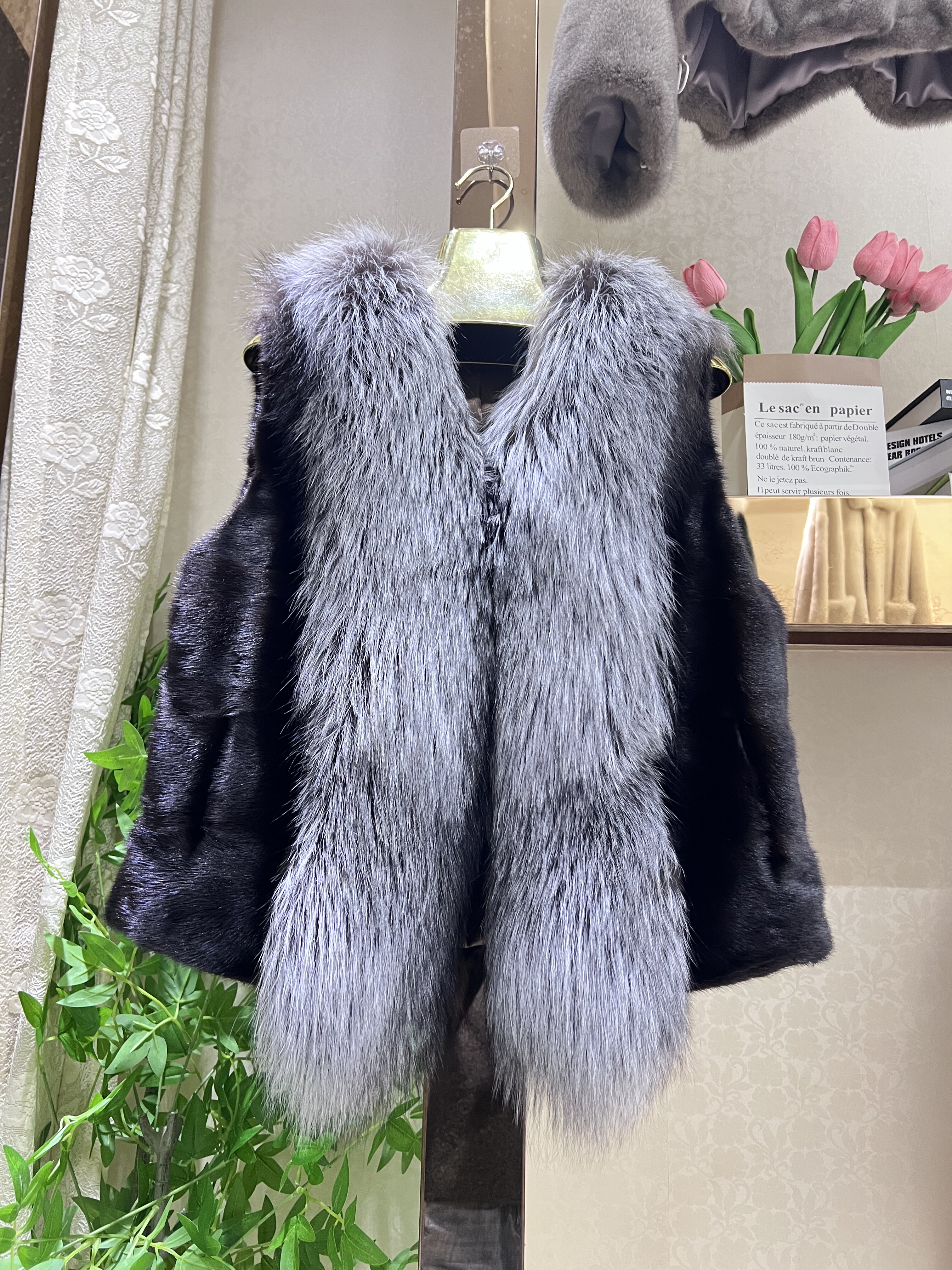 2025新款貂皮大衣女整貂水貂皮草外套短款马甲狐狸毛披肩马甲背心