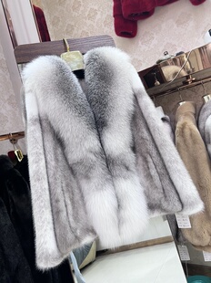 新款进口银十字水貂整皮大衣女短款狐狸毛领披肩斗篷皮草外套