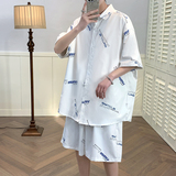 白色套装