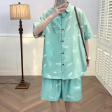 绿色套装