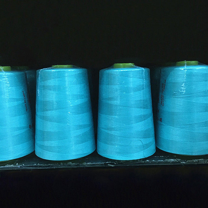 窗帘加工彩色高速缝纫机线涤纶丝线布料加工辅料配件6000码小白线