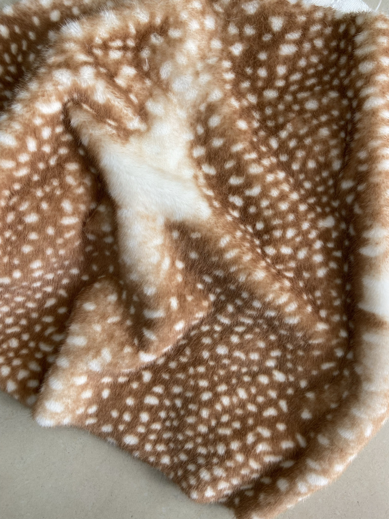 水貂梅花鹿纹印花毛绒布鹿点毛女海绵垫/布料/面料/