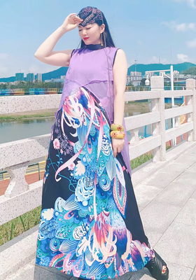 天韵设计2022丝绸孔雀印花连衣裙