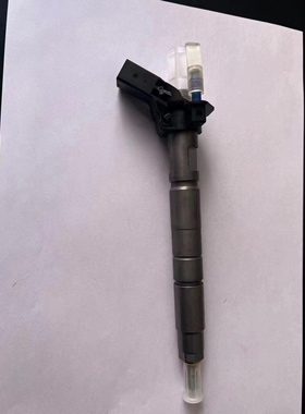 适用现代起亚13款索兰托2.2T共轨喷油器0445116017电喷喷油嘴总成