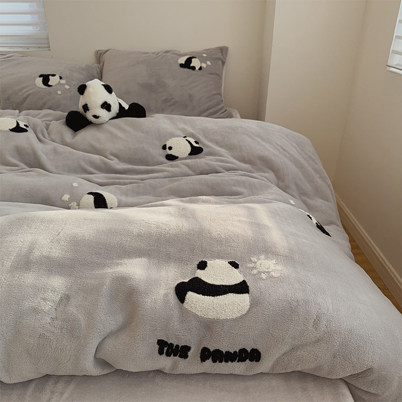 熊猫四件套牛奶绒卡通毛巾绣