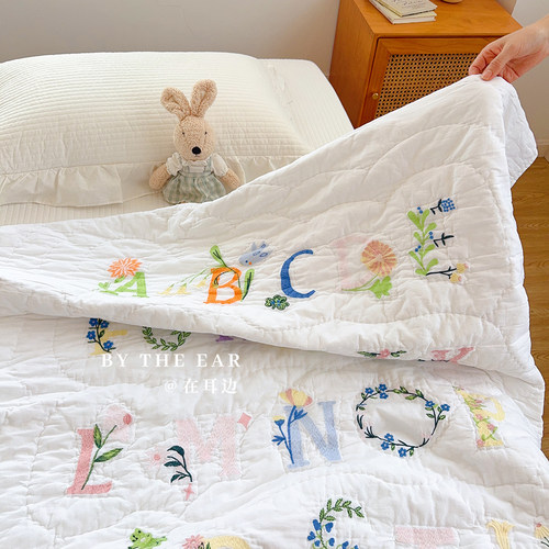 出口品质手工绗缝空调被刺绣床盖