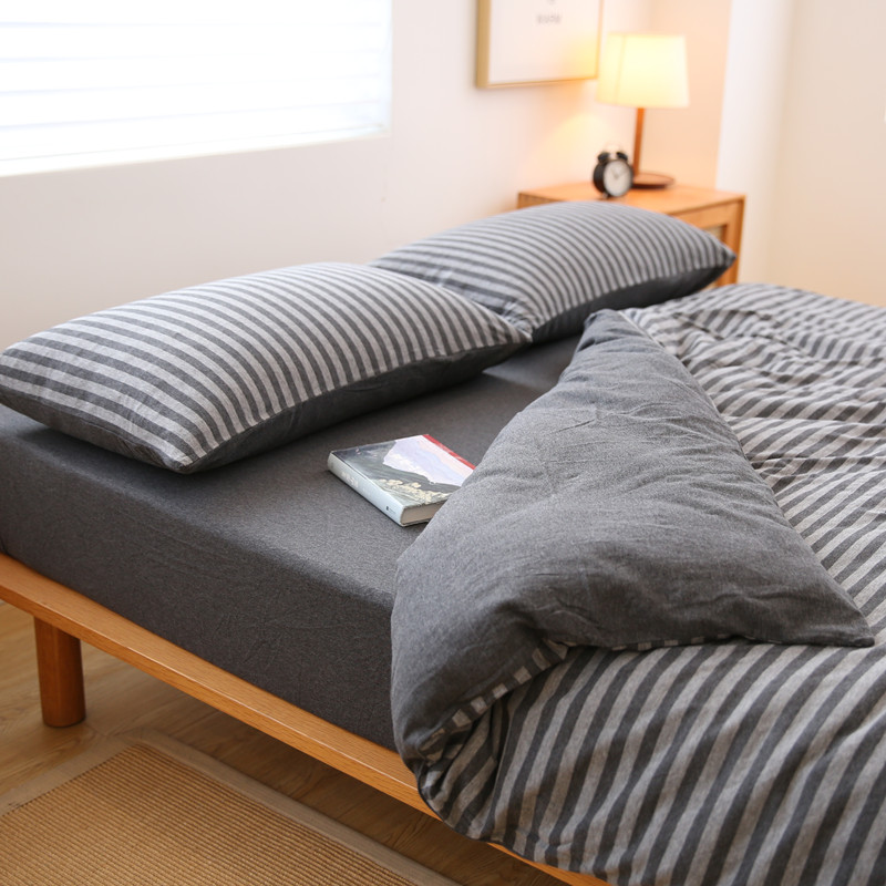 在耳边床笠款四件套条纹针织棉