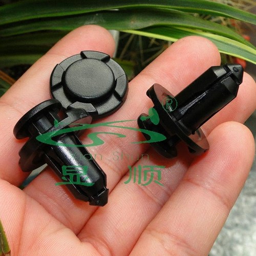 斯巴鲁BRZ森林人翼豹STI WRX力狮傲虎驰鹏前后保险杠水箱护板卡扣