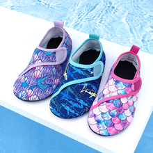 儿童沙滩鞋防滑魔术贴浮潜游泳宝宝袜鞋脚胖可穿涉水鞋游泳溯溪鞋