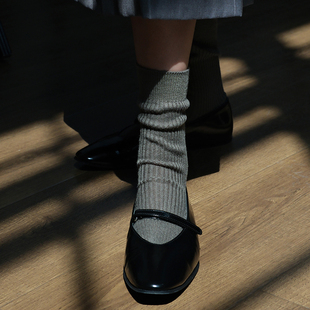 JOANLAND纯色超柔美利奴羊毛中筒堆堆女袜基础款 保暖袜子 秋冬新品