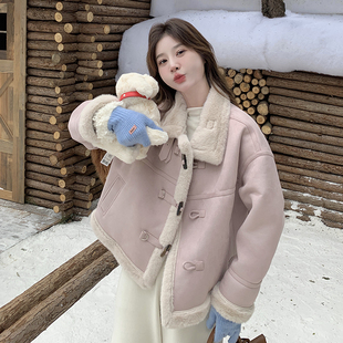 K258 P175 大货主推 现货牛角扣皮毛一体外套C103