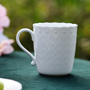 日本Narumi鸣海SilkyWhite丝绸白浮雕骨瓷马克杯咖啡杯茶杯礼盒装