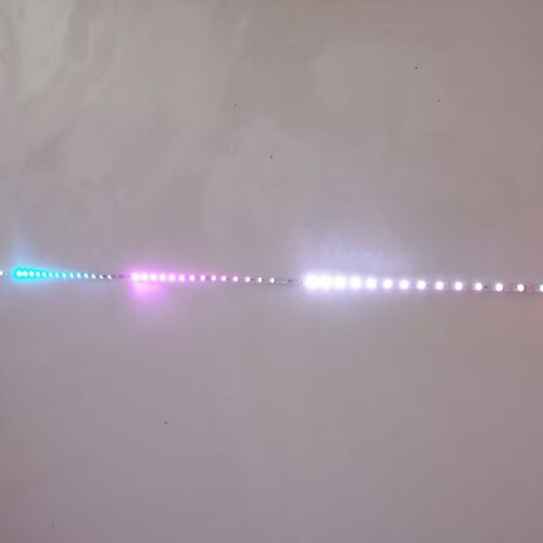 2.5MM内置130灯幻彩灯带12V/5V  低压灯 超窄灯 LED流星雨灯带