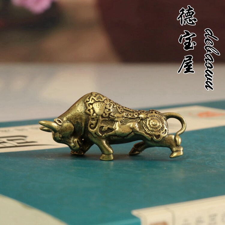 实心纯铜牛钥匙扣挂件风水财运铜牛挂件生肖牛小摆件复古手工