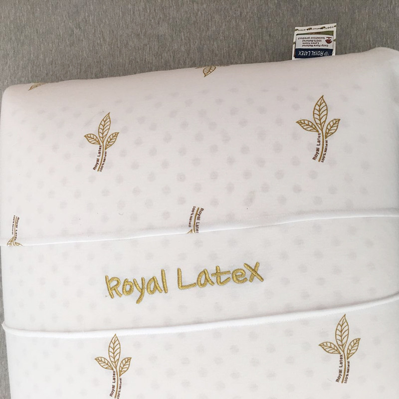 LATEX PILLOW LONG PILLOW DOUBLE PILLOW 1.8M 1.5M CERVICAL SPINE PILLOW COUPLE COUPLE DOUBLE PILLOW