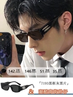 Черная рама серая черная пленка