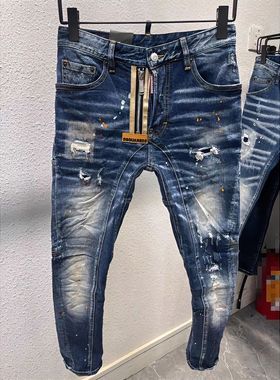 D2牛仔裤T82时尚修身破洞补丁油漆破墨小脚拼接牛仔裤子男士蓝色