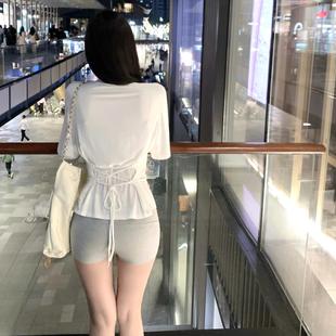 T恤女夏季 盤盤 設(shè)計感后背系帶收腰短袖 v領(lǐng)修身 純欲爹爹 氣質(zhì)上衣