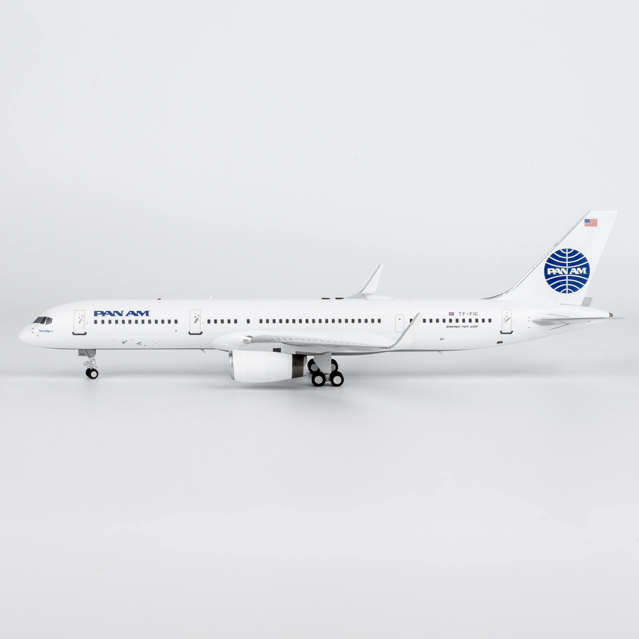 NG 42057 冰岛航空 757-200/w TF-FIC 1:200