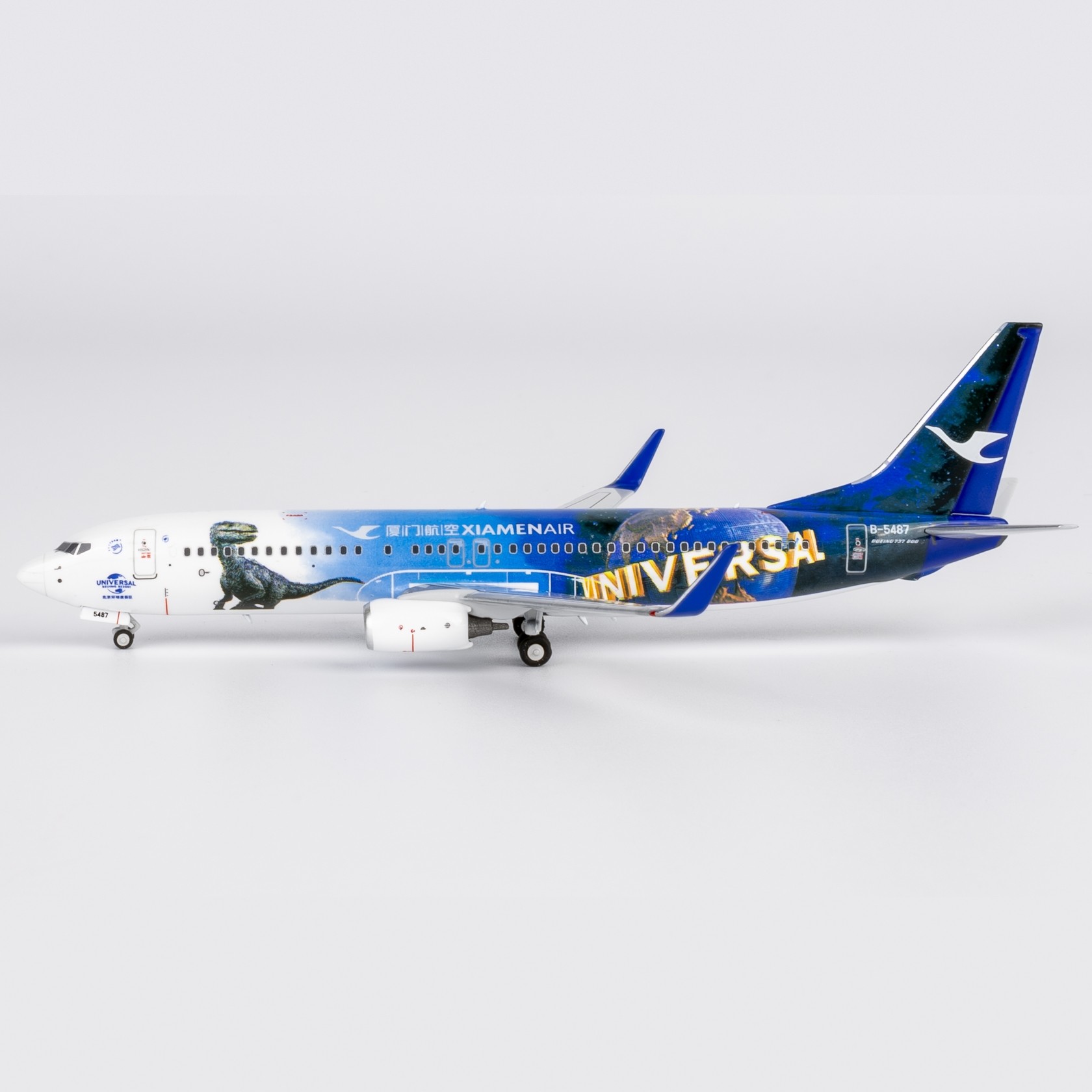 Bob Models 58228 厦门航空 737-800/w B-5487 1:400