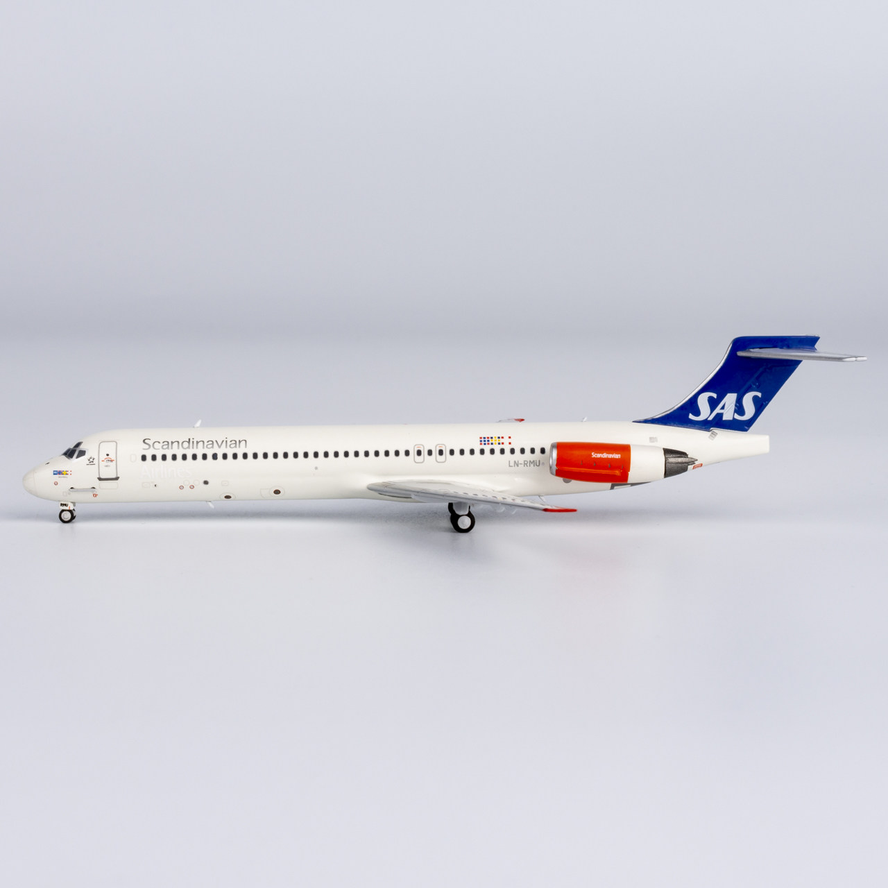 NG84002/84003斯堪的纳维亚航空MD-87  LN-RMU/OY-KHF 1:400共2款