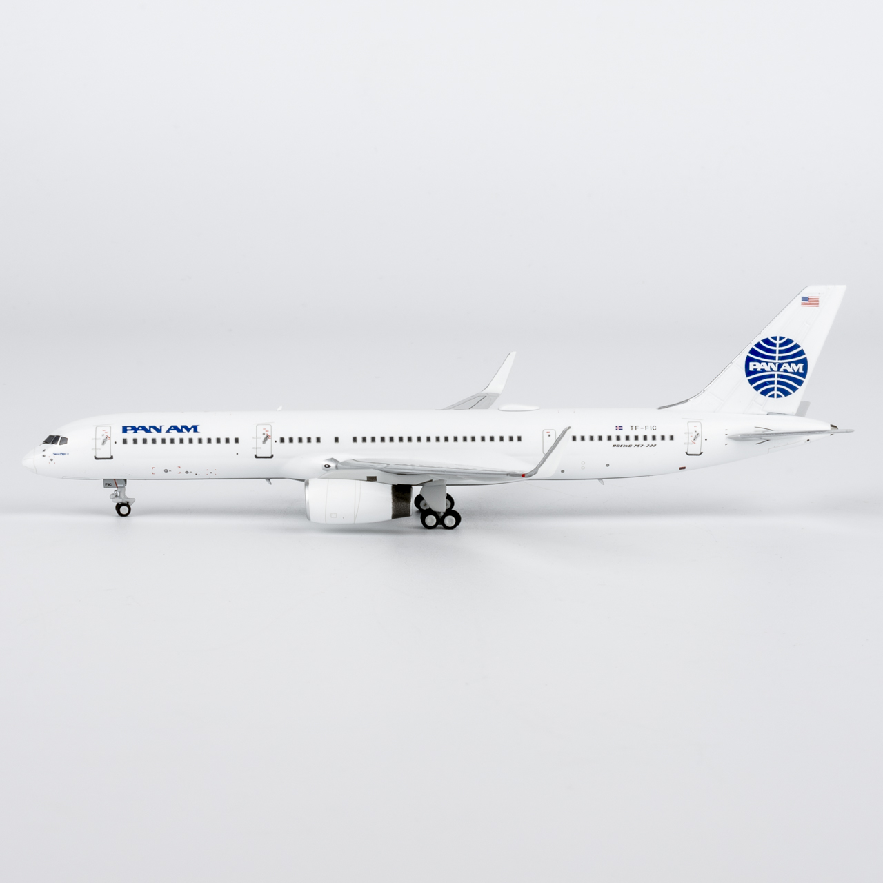 NG 53210 冰岛航空 757-200/w TF-FIC 1:400