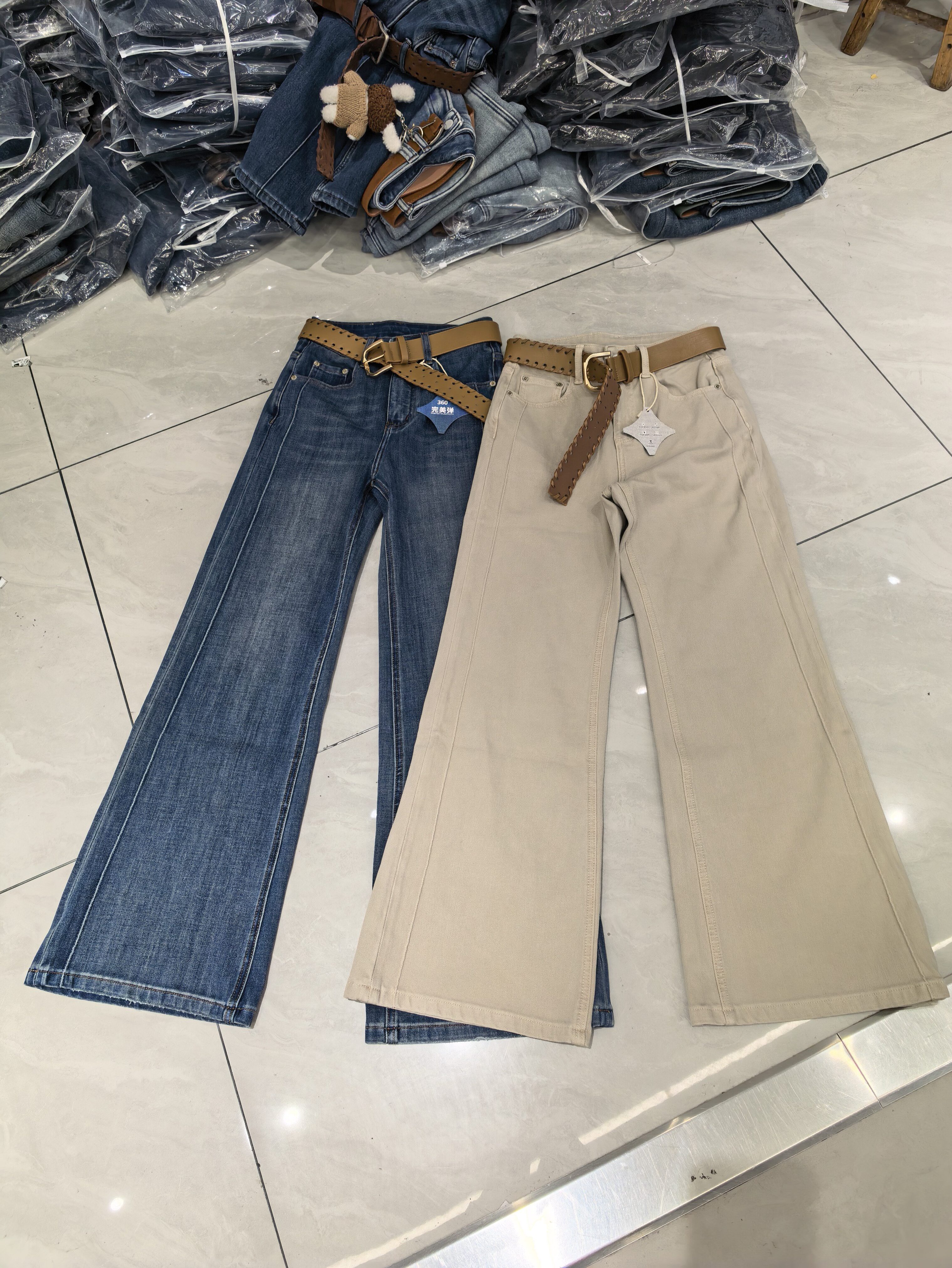 欧货简约薄款水洗筒叭裤女2026春季新款高腰宽松休闲微喇裤拖地裤