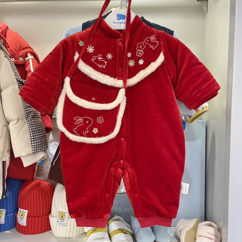 丽婴房过年服专柜款大红色婴儿连体衣男女宝宝拜年夹棉唐装爬服
