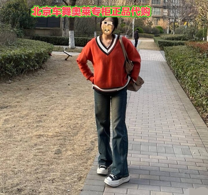 Adidas三叶草女子复古运动复古休闲V领毛衣套头衫HS9520 HS9521