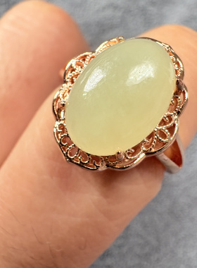 和田白玉冰底蛋面玫瑰金开口戒指