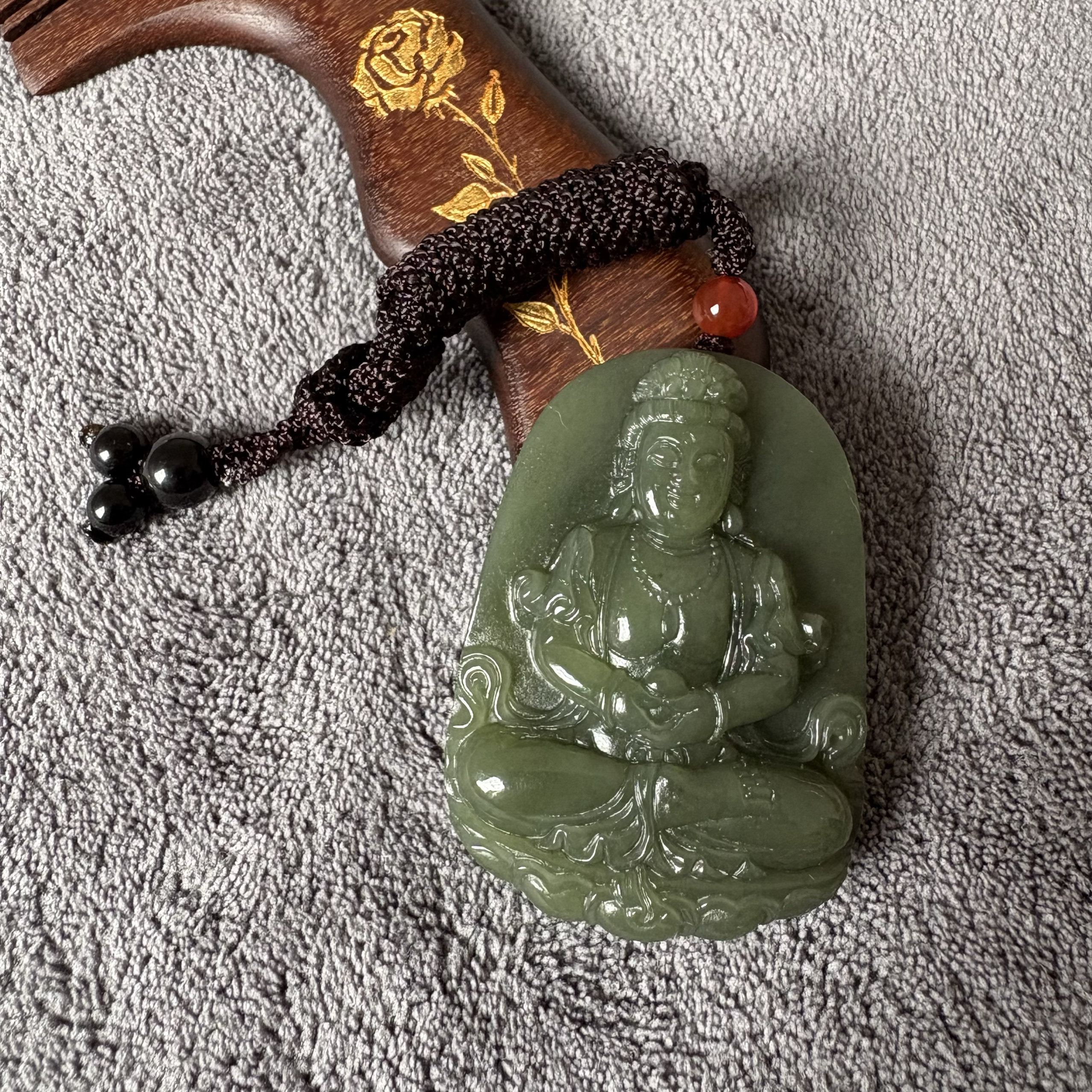 天然和田碧玉冰底湖水绿观音吊坠男款项链挂件饰品卡52*38*12.3